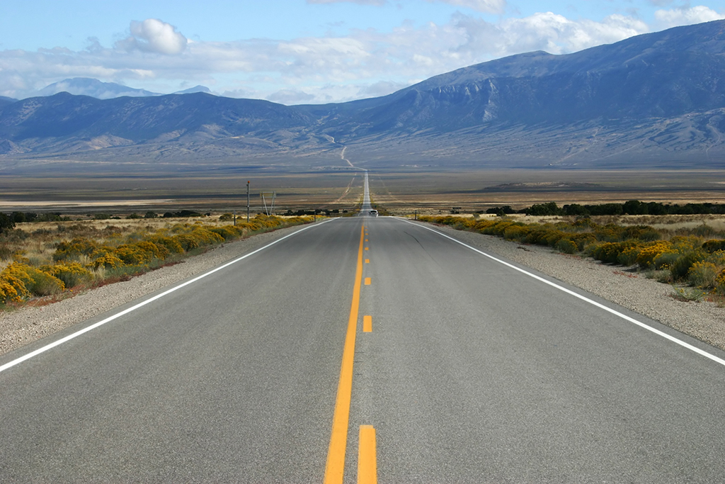 IMG_173.JPG - Road to Great Basin